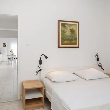 Knez Penthouse 아파트 마카르스카
