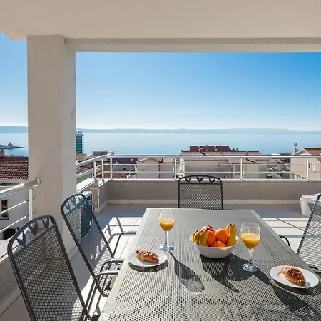 Апартаменты Knez Penthouse *